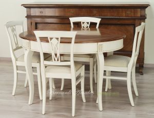 Tavolo da pranzo ovale con prolunghe in legno