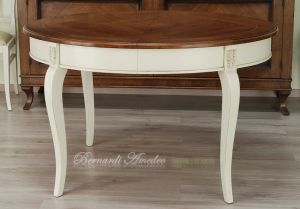 Tavolo da pranzo ovale con prolunghe in legno