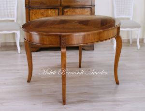 Tavolo ovale classico in legno con prolunghe centrali