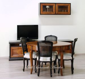Tavolo ovale classico in legno con prolunghe centrali