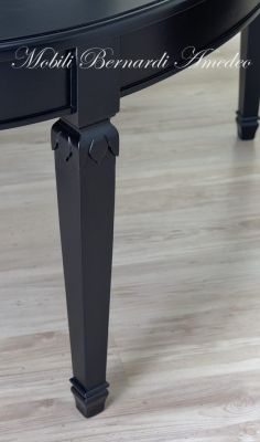 Tavolo ovale in legno con prolunghe centrali