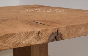 Tavolo tipo fratino in legno massello di rovere piallato con nodi