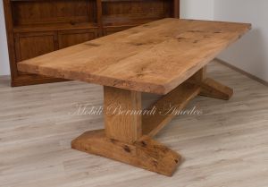 Tavolo fratino in rovere massello piallato e spazzolato finitura colore naturale