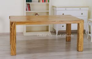 Tavolo stile moderno in legno massello di ulivo