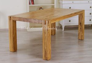 Tavolo stile moderno in legno massello di ulivo