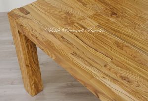 Tavolo stile moderno in legno massello di ulivo