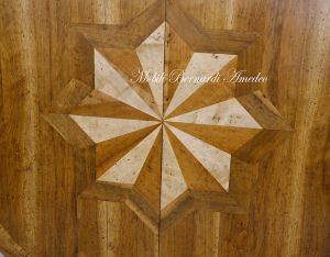 Tavolo rotondo in legno produzione artigianale