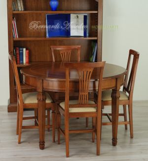 Tavolo classico diametro 120 cm con gambe intagliate