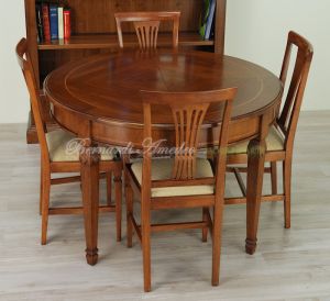 Tavolo classico diametro 120 cm con gambe intagliate