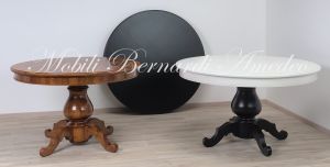 Tavolo rotondo in legno con gamba centrale