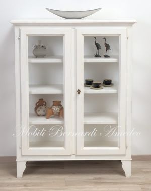 Vetrina in legno massello stile country con 2 ante a vetro laccata bianco anticato