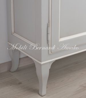 Classic style 2-door display cabinet with two-tone gray and white glass finish