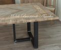 Tavolo con piano in legno intarsiato e gambe in metallo - TM30